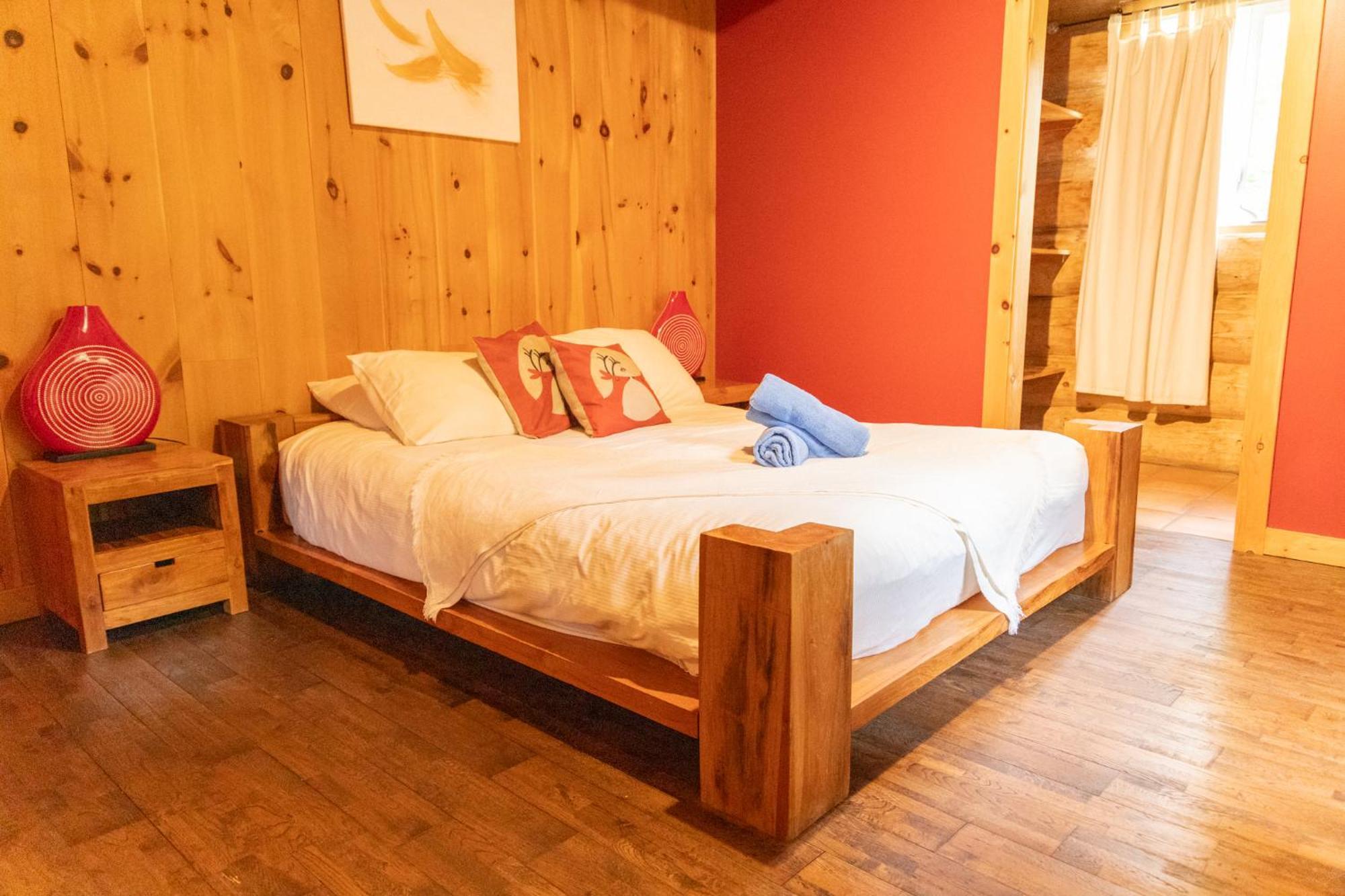 Auberge Couleurs De France Lac-Simon Экстерьер фото