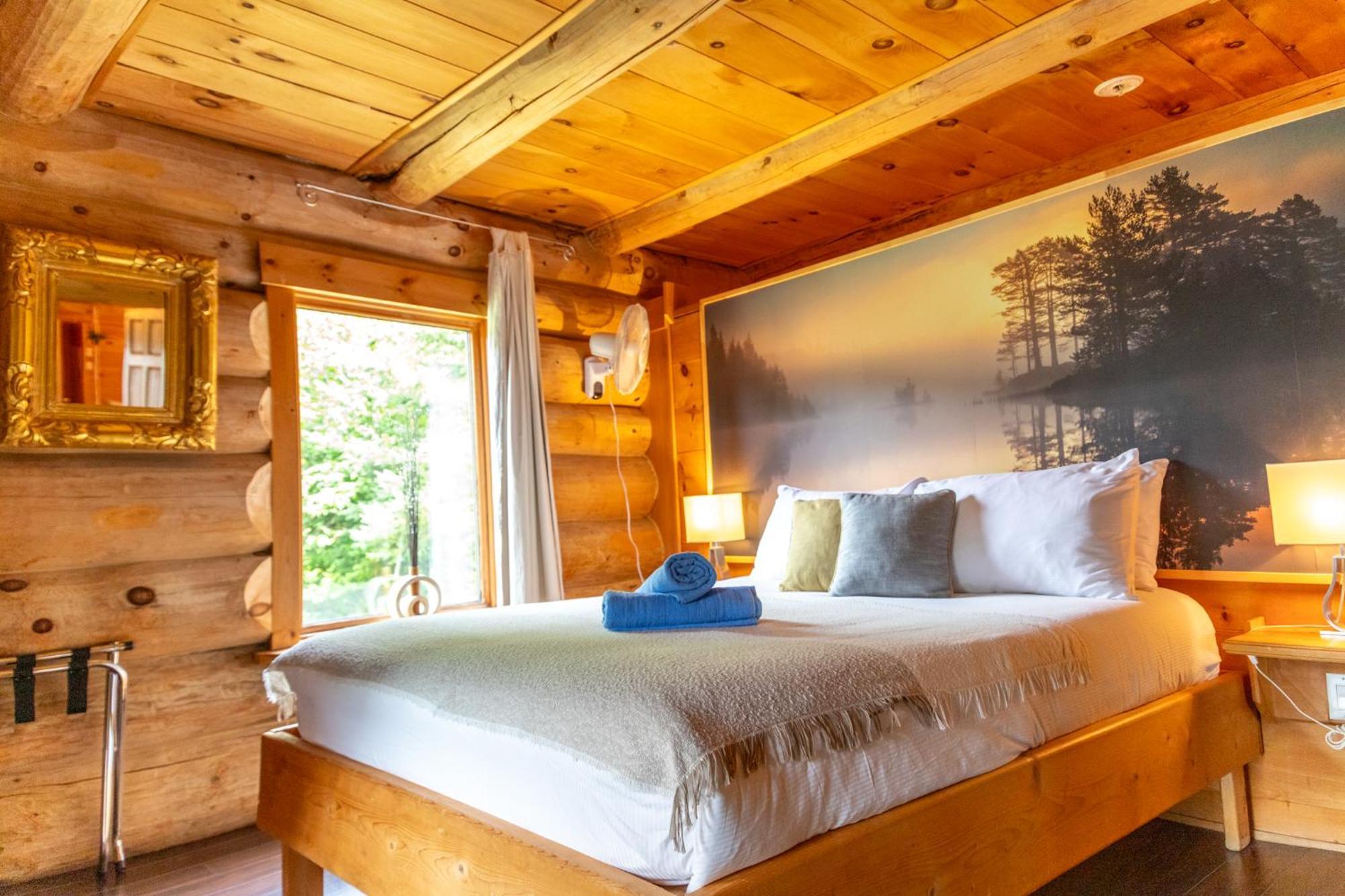 Auberge Couleurs De France Lac-Simon Экстерьер фото