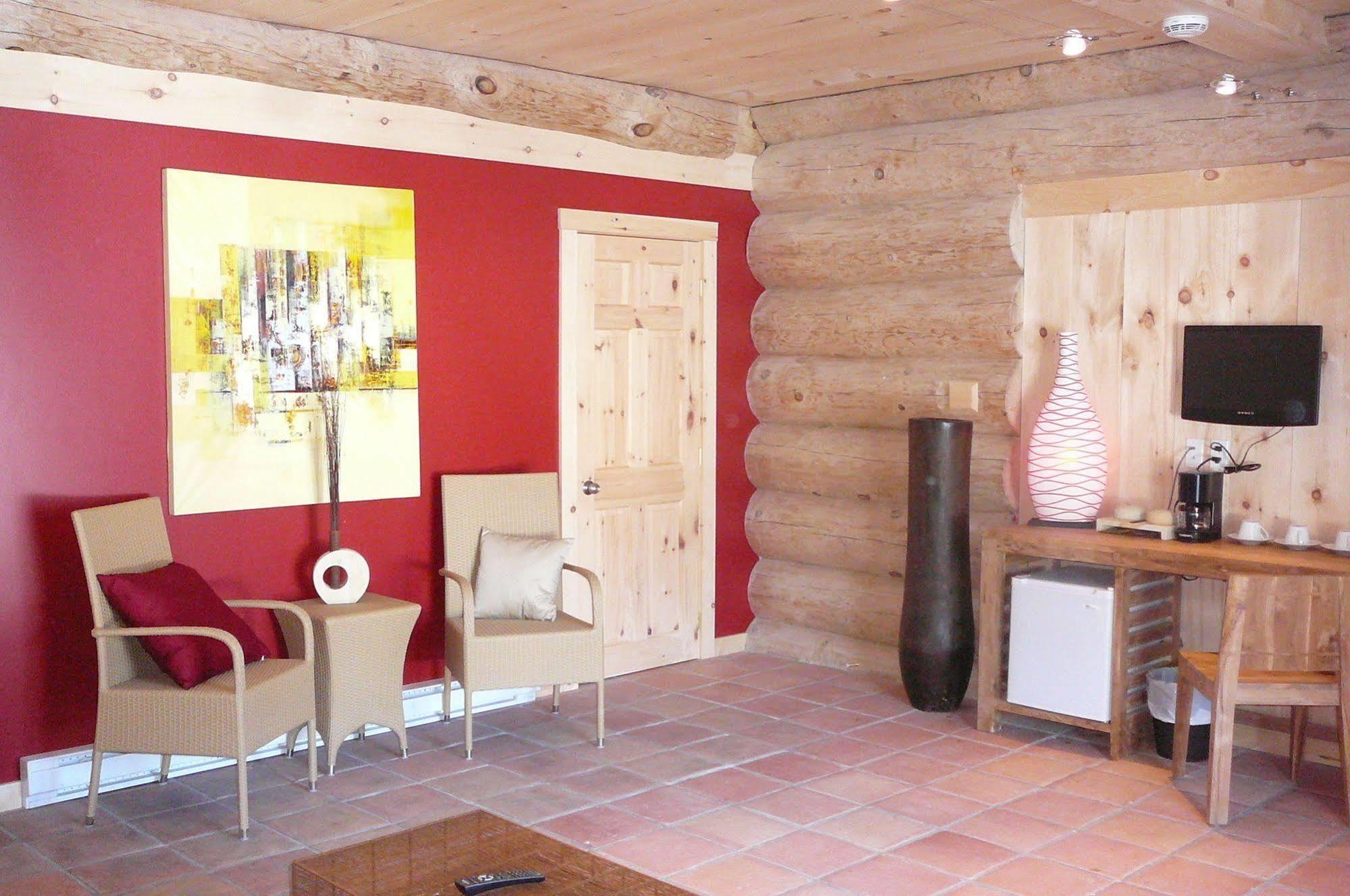 Auberge Couleurs De France Lac-Simon Экстерьер фото